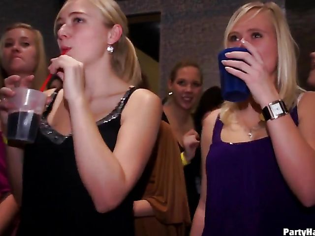 Drunk sex with dirty trippers in the nightclub