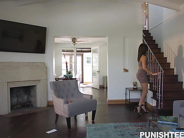 Fake tits teen Aaliyah Hadid gets banged hardcore style