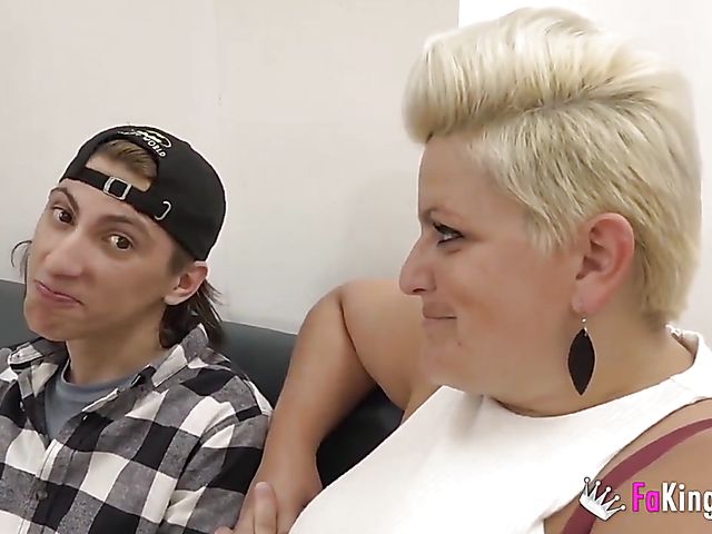 Amateur boy fucks short hair BBW Vicky