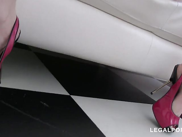 A little more anal fun with Rebecca Volpetti