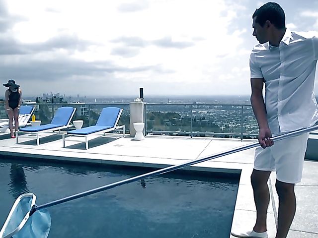 Valentina Nappi anal with a pool boy