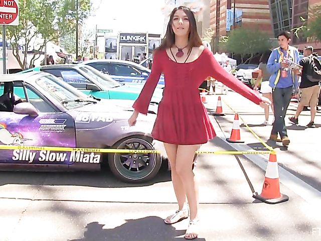 Public pussy fingering with exotic Melody